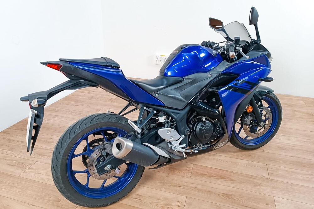 Yamaha YZF R3 (2015 - 17) (3)