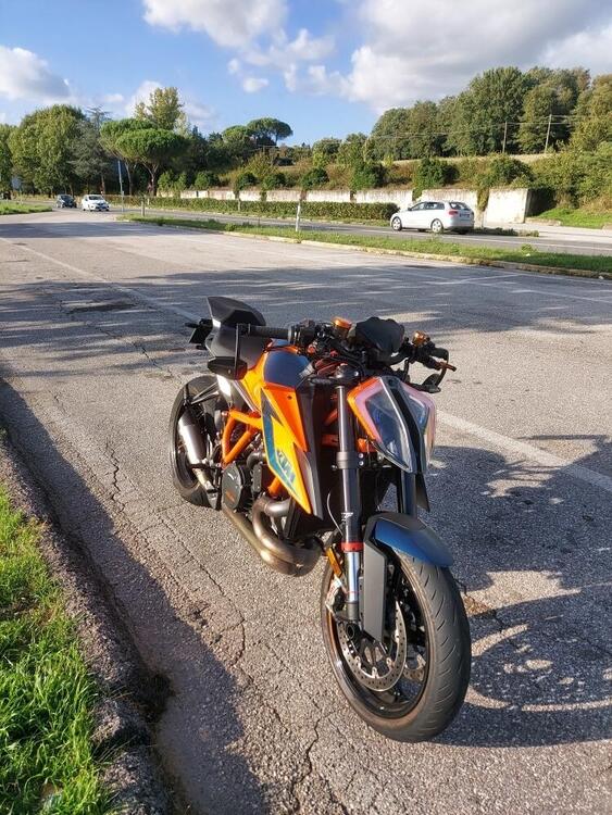 KTM 1290 Super Duke R (2021)