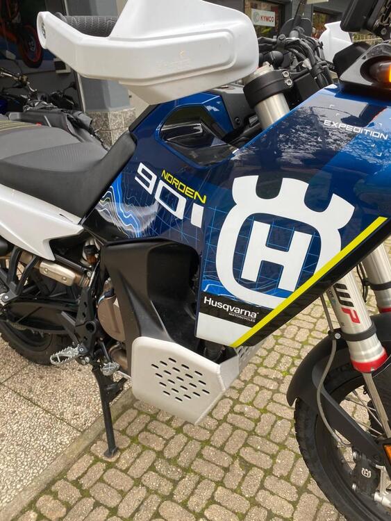 Husqvarna Norden 901 Expedition (2023 - 24) (2)