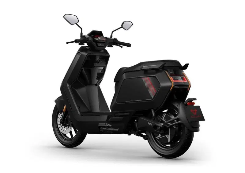 Niu NQiX NQiX 500 (2025 - 26) (3)