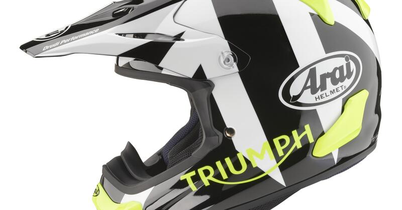 Triumph X Arai: la nuova collezione di caschi con lo stile british