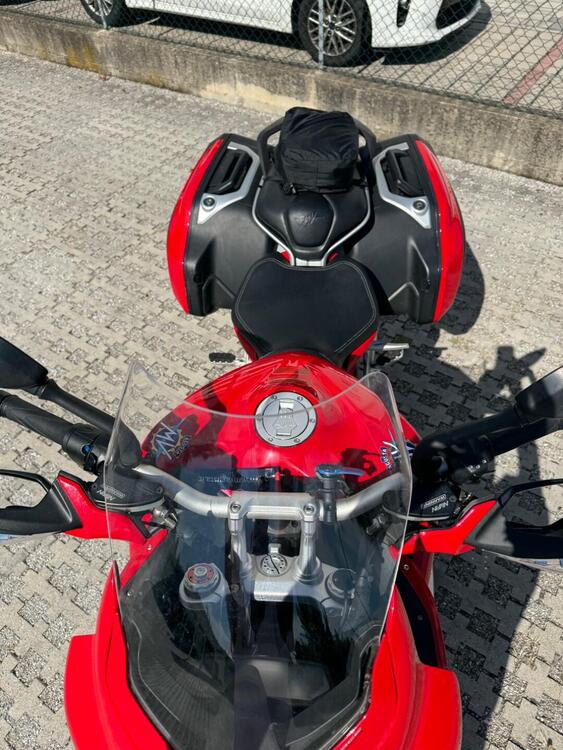 MV Agusta Turismo Veloce 800 Lusso (2014 - 16) (4)