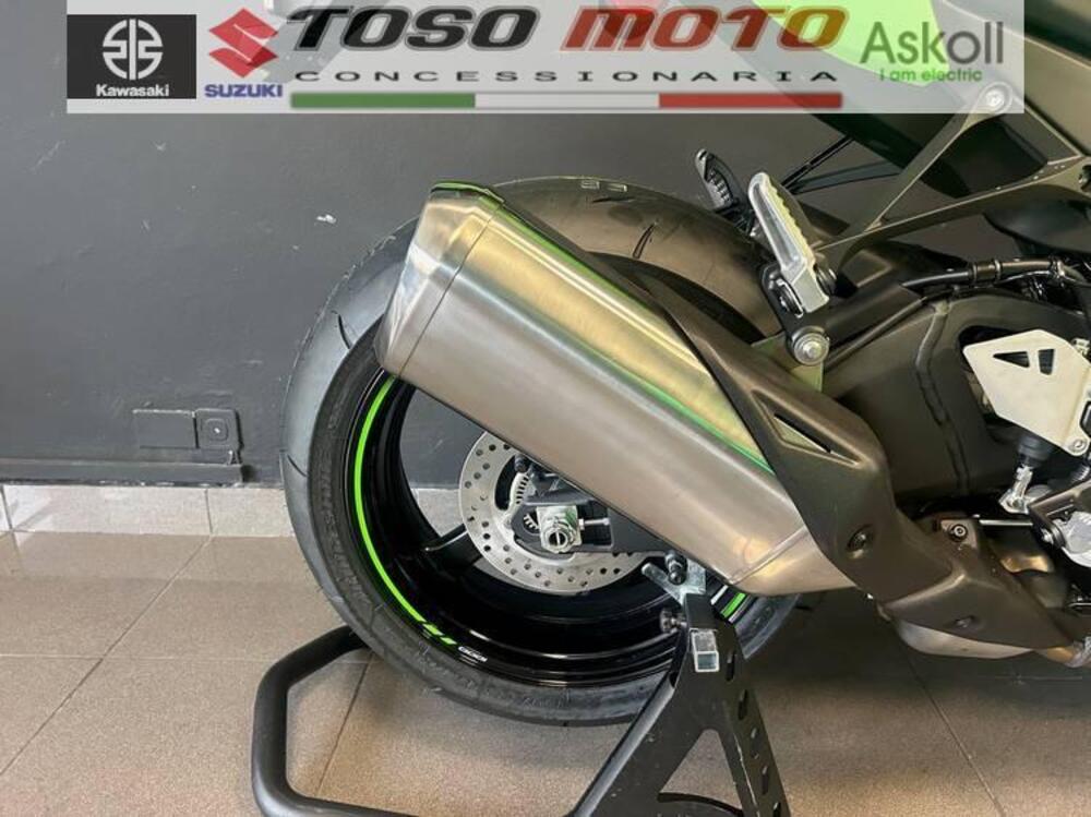 Kawasaki Ninja 1000 ZX-10R (2021 - 25) (2)