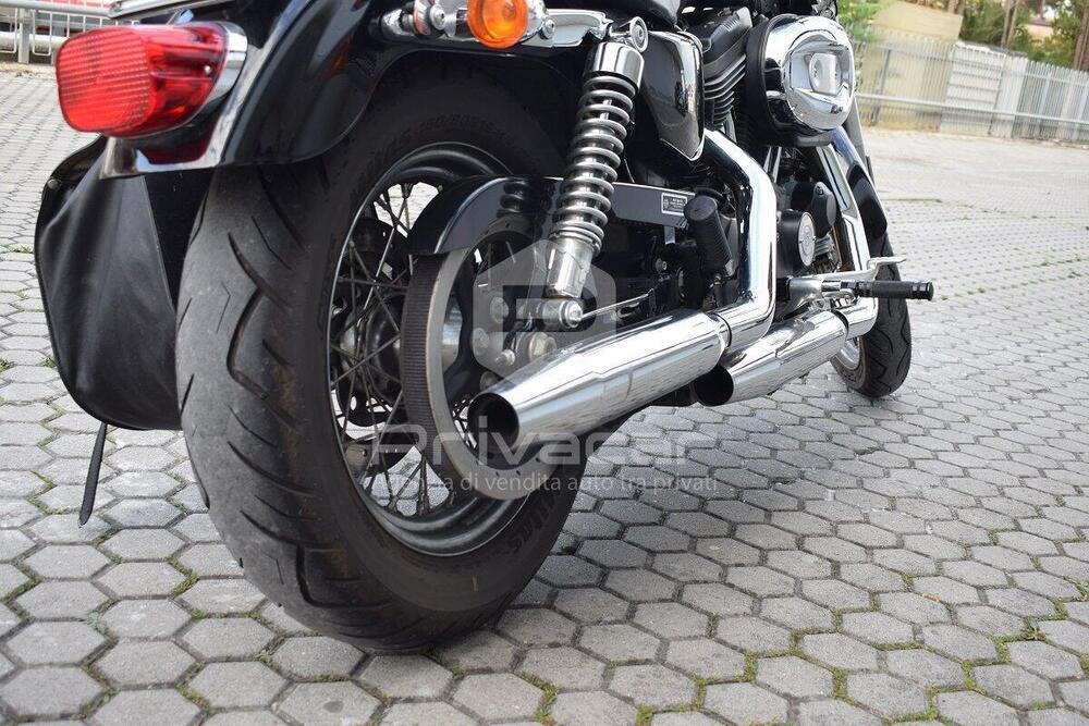 Harley-Davidson 883 Custom (2008 - 12) - XL 883C (3)