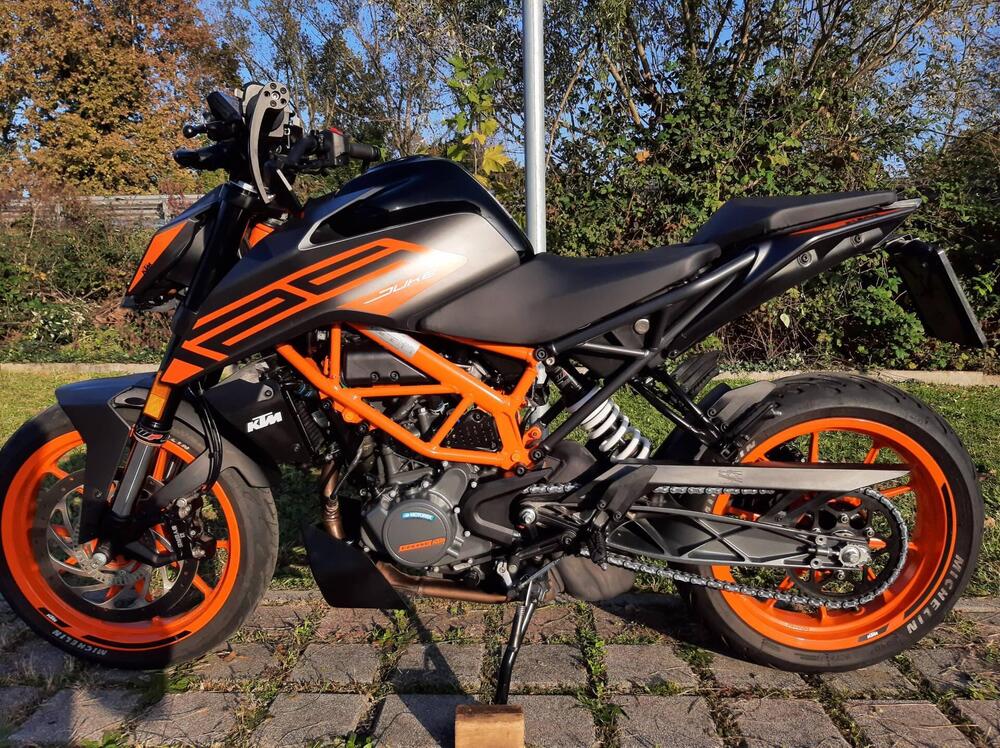 KTM 125 Duke (2021 - 23)