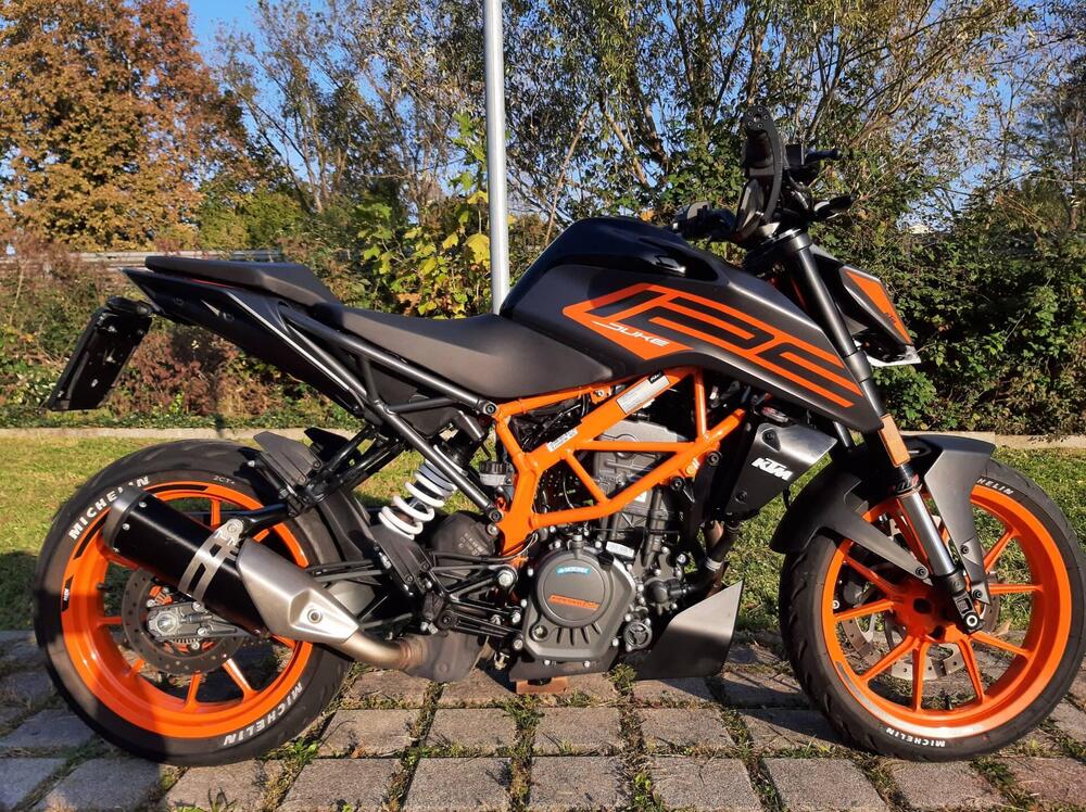 KTM 125 Duke (2021 - 23) (3)