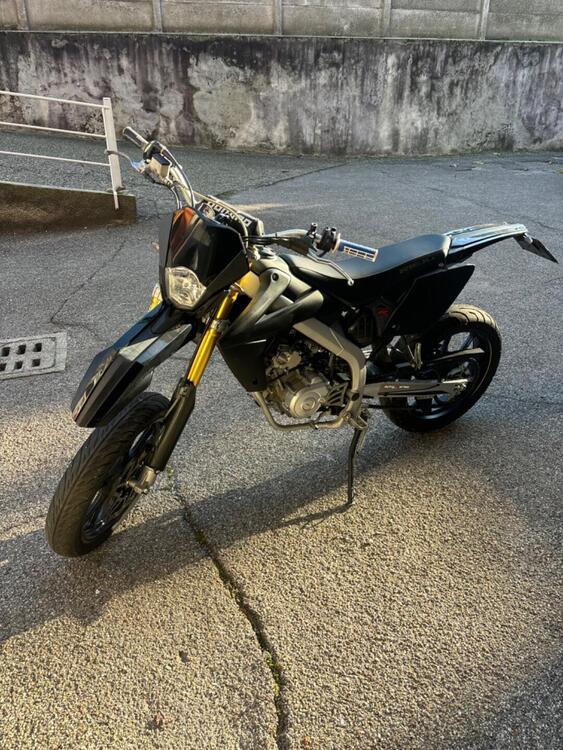 Rieju Marathon 125 Motard Pro (2009 - 17) (4)