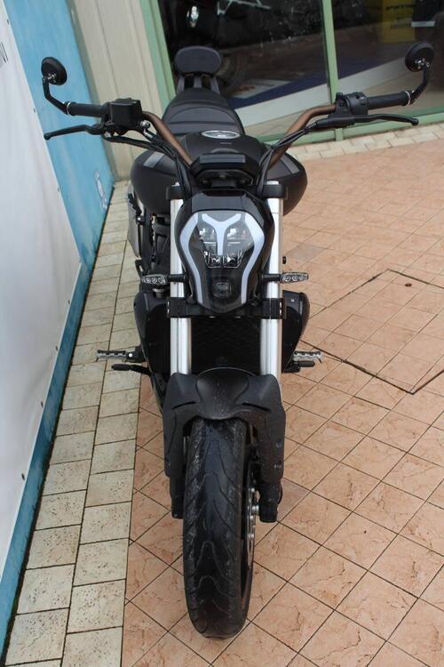 Benelli 502 C (2019 - 20) (3)