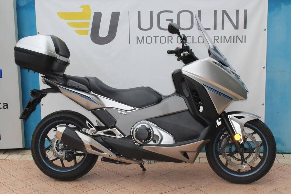 Honda Integra 750 DCT Sport (2017) (4)