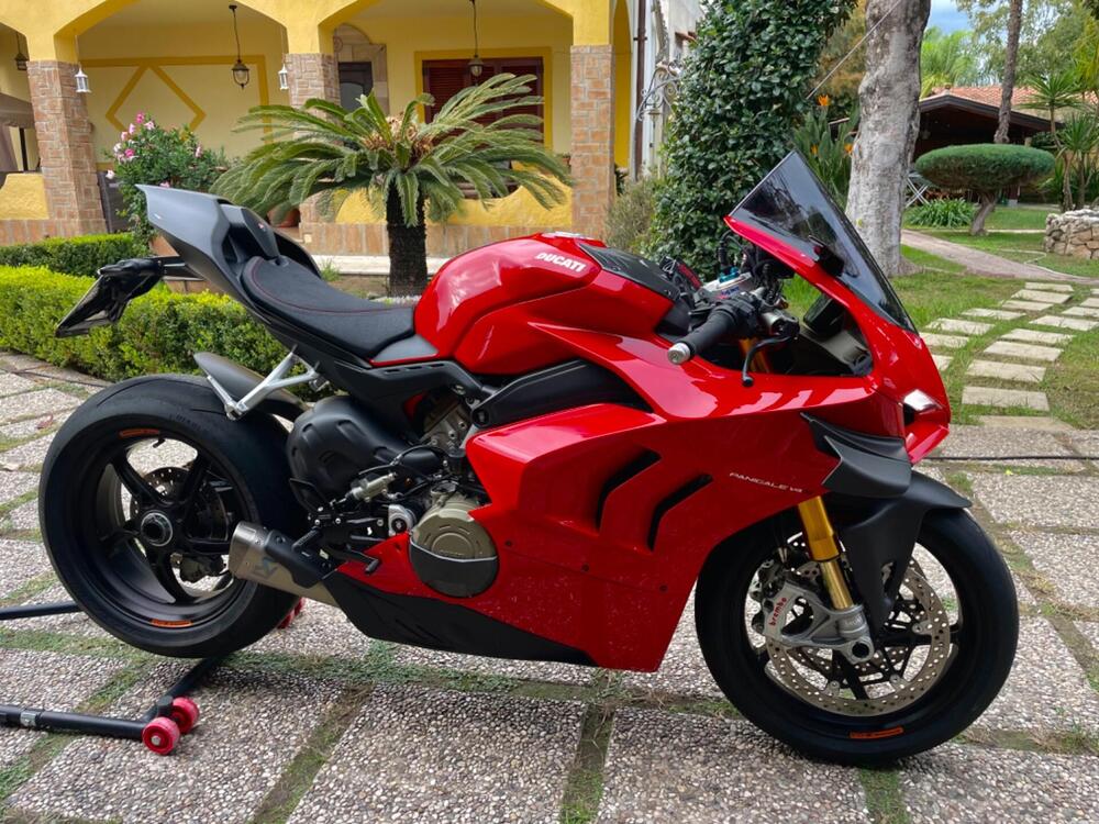 Ducati Panigale V4 S 1100 (2021) (2)