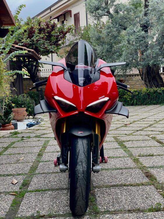 Ducati Panigale V4 S 1100 (2021) (3)