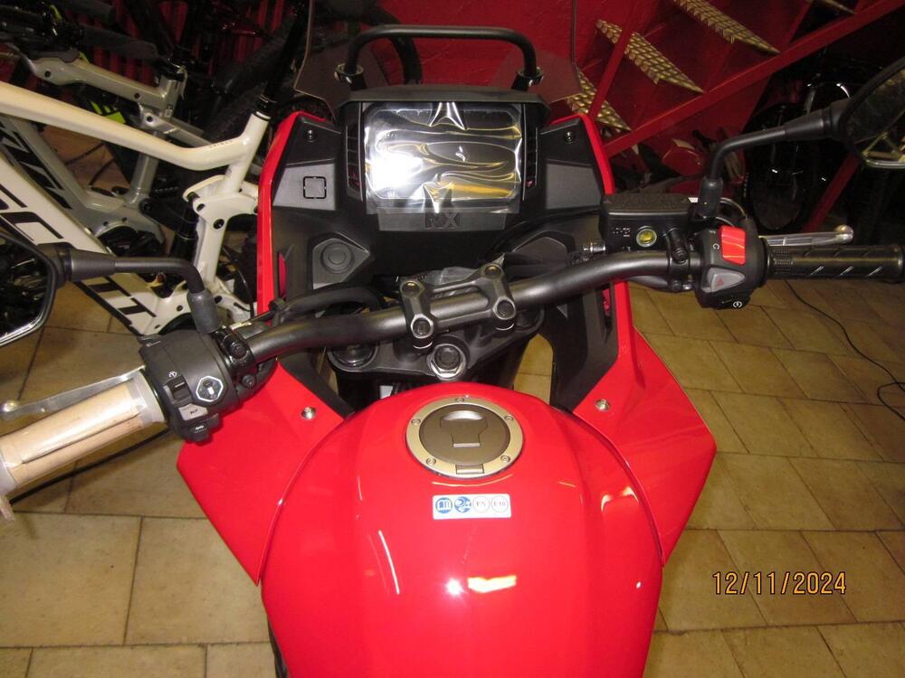 Honda NX500 (2024) (5)