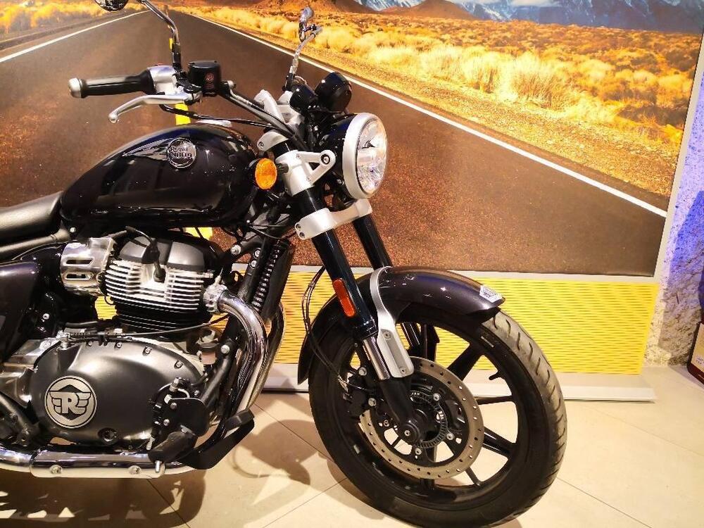 Royal Enfield Super Meteor 650 (2023 - 24) (4)