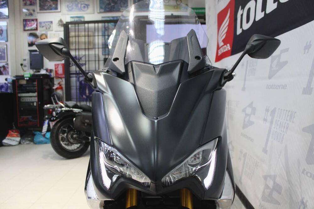 Yamaha T-Max 530 ABS (2015 - 17) (4)