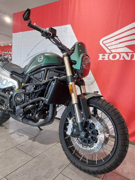 Benelli Leoncino 800 Trail (2022 - 24) (4)