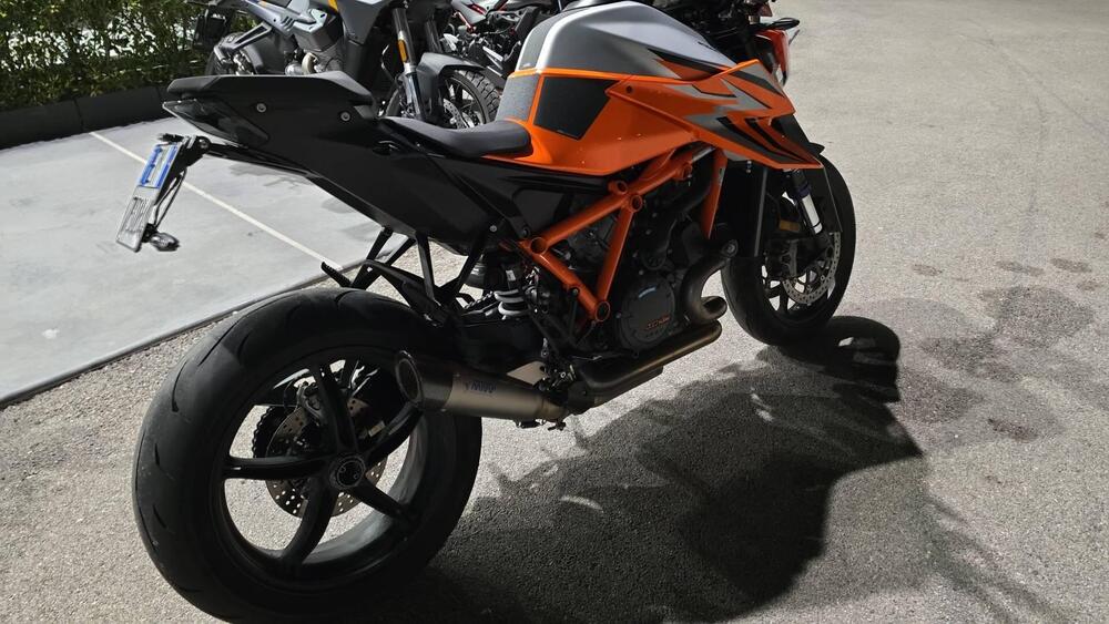 KTM 1290 Super Duke R EVO (2022 - 23) (2)