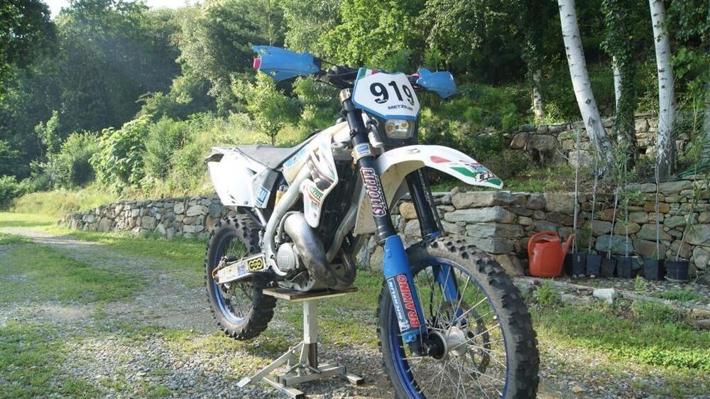 Tm Moto EN 125 (2008 - 09) (4)