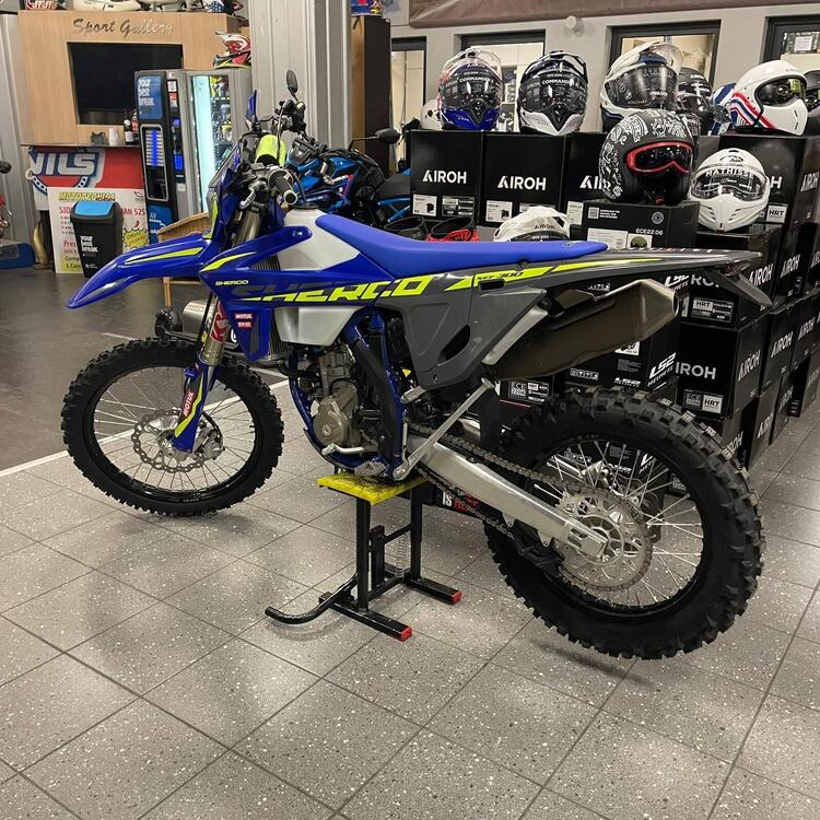 Sherco 300 SEF Racing (2025) (3)