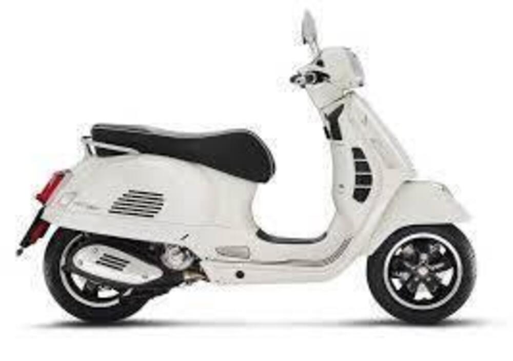 Vespa GTS 300 (2023 - 24)