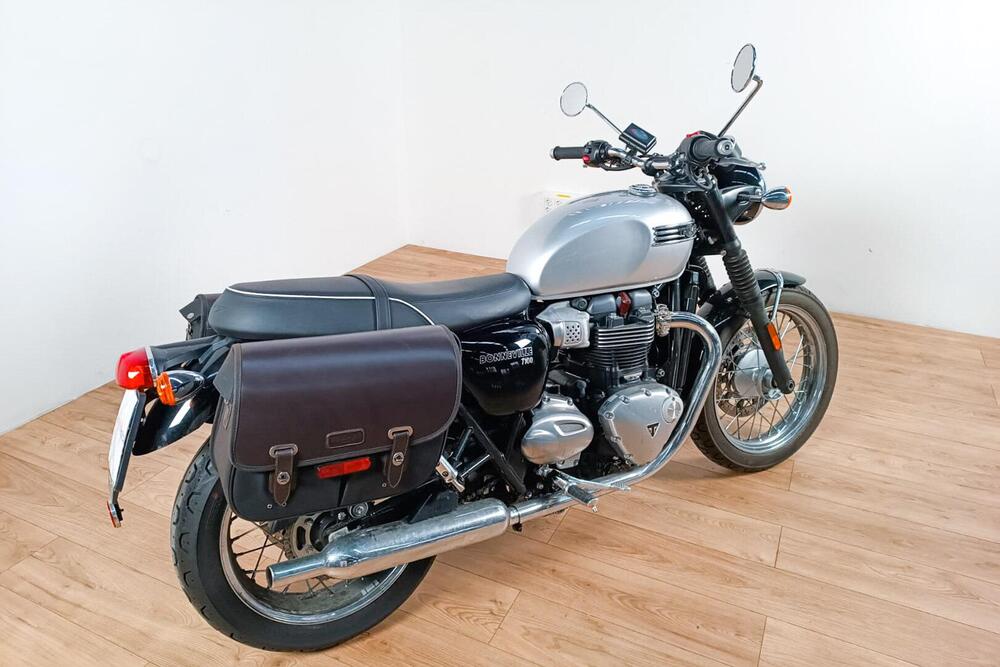 Triumph Bonneville T100 (2017 - 20) (3)