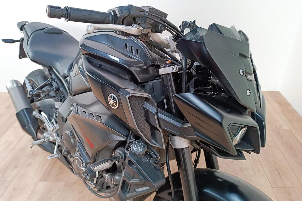 Yamaha MT-10 ABS (2016 - 17) (5)