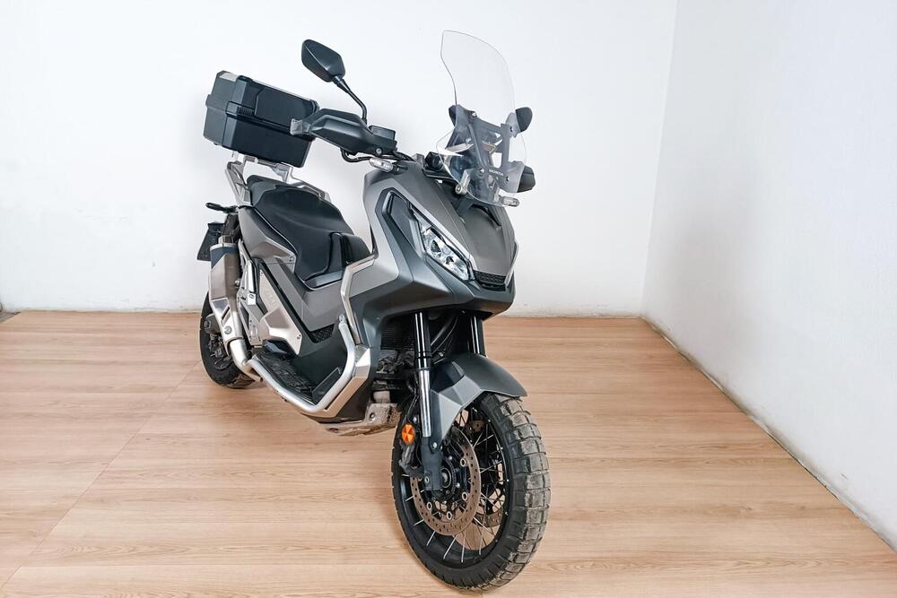 Honda X-ADV 750 (2017) (2)