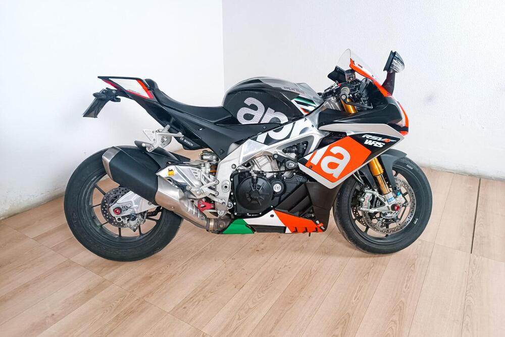 Aprilia RSV4 RR (2017 - 18)