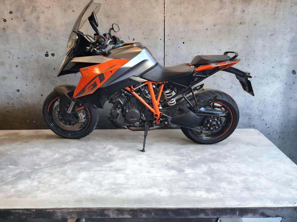 KTM 1290 Super Duke GT ABS (2016 - 18) (2)