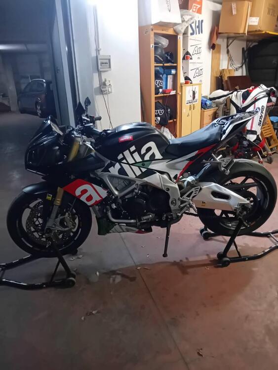 Aprilia Tuono V4 R APRC ABS (2013 - 15) (3)