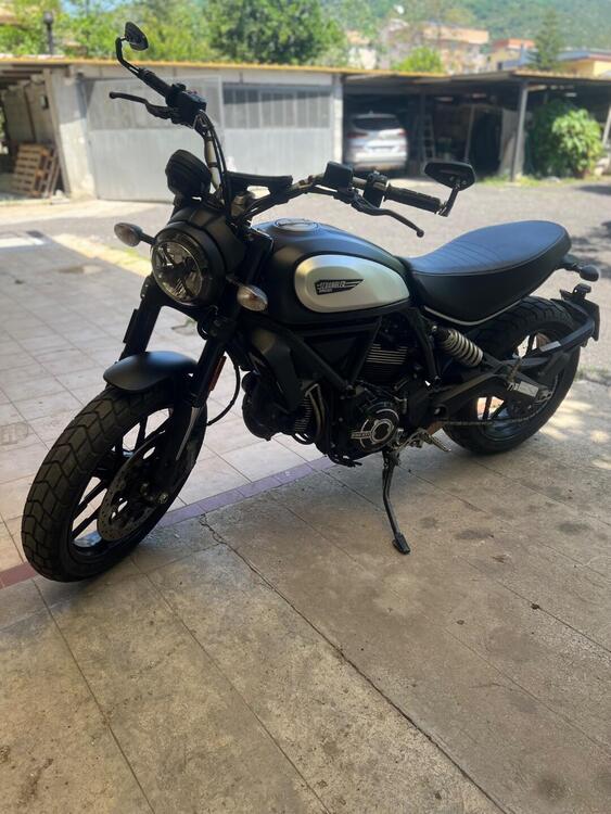 Ducati Scrambler 800 Icon Dark (2020) (2)