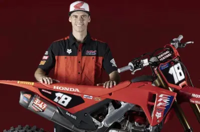 Valerio Lata firma con Honda HRC, correr&agrave; il mondiale MX2