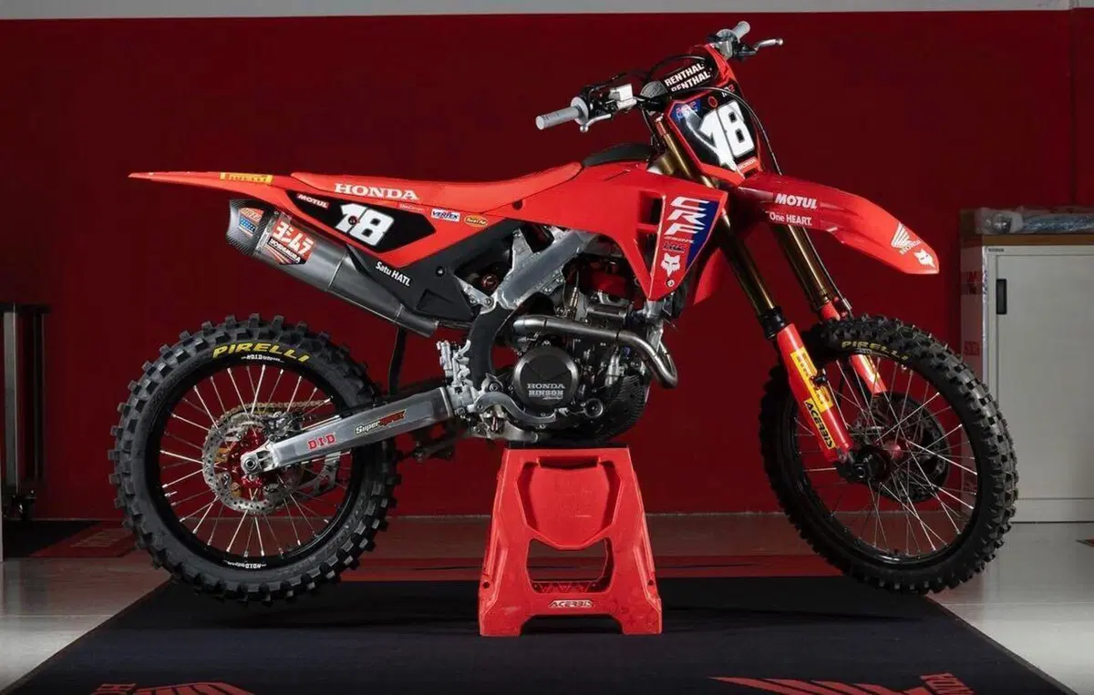 Valerio Lata firma con Honda HRC, correrà il mondiale MX2 (2)