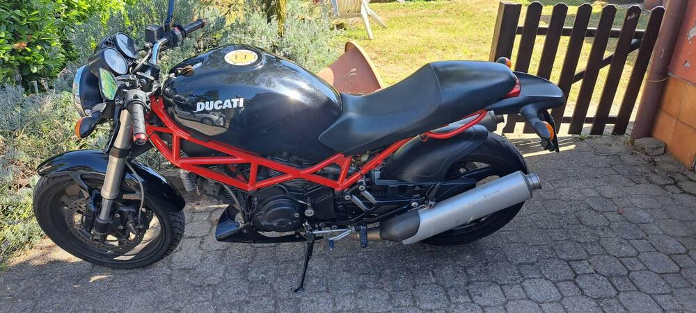 Ducati Monster 695 (2006 - 08)