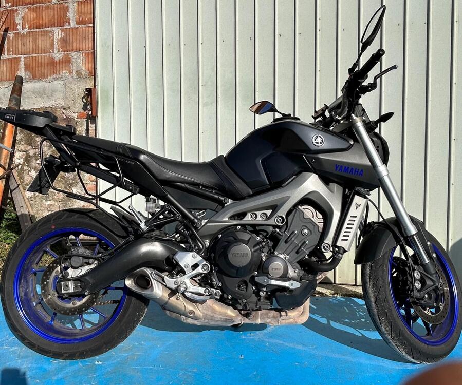 Yamaha MT-09 ABS (2013 - 15) (2)