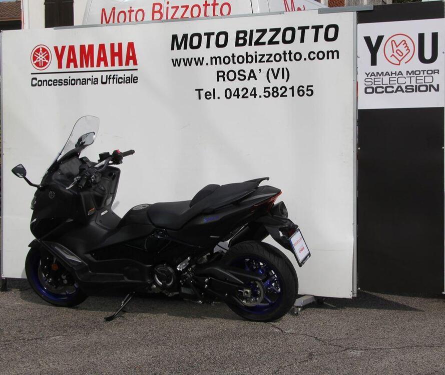 Yamaha T-Max 560 (2022 - 24) (4)