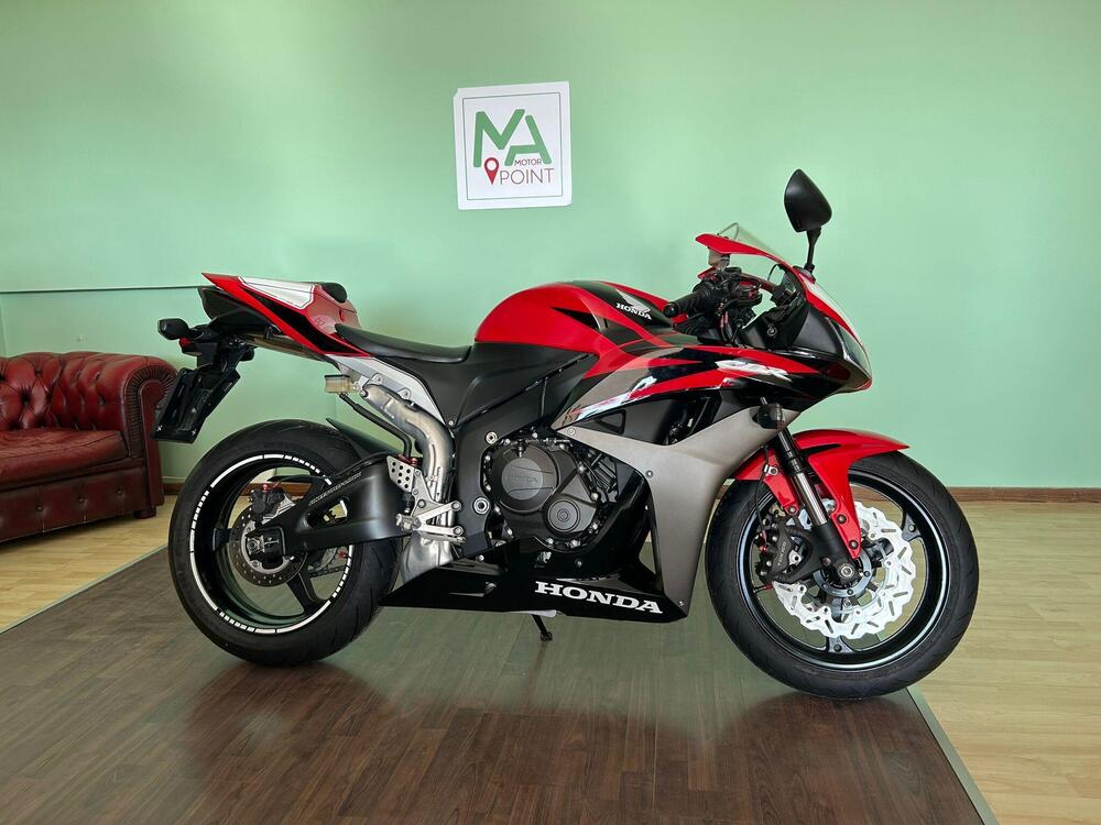 Honda CBR 600 RR (2009 - 12) (3)