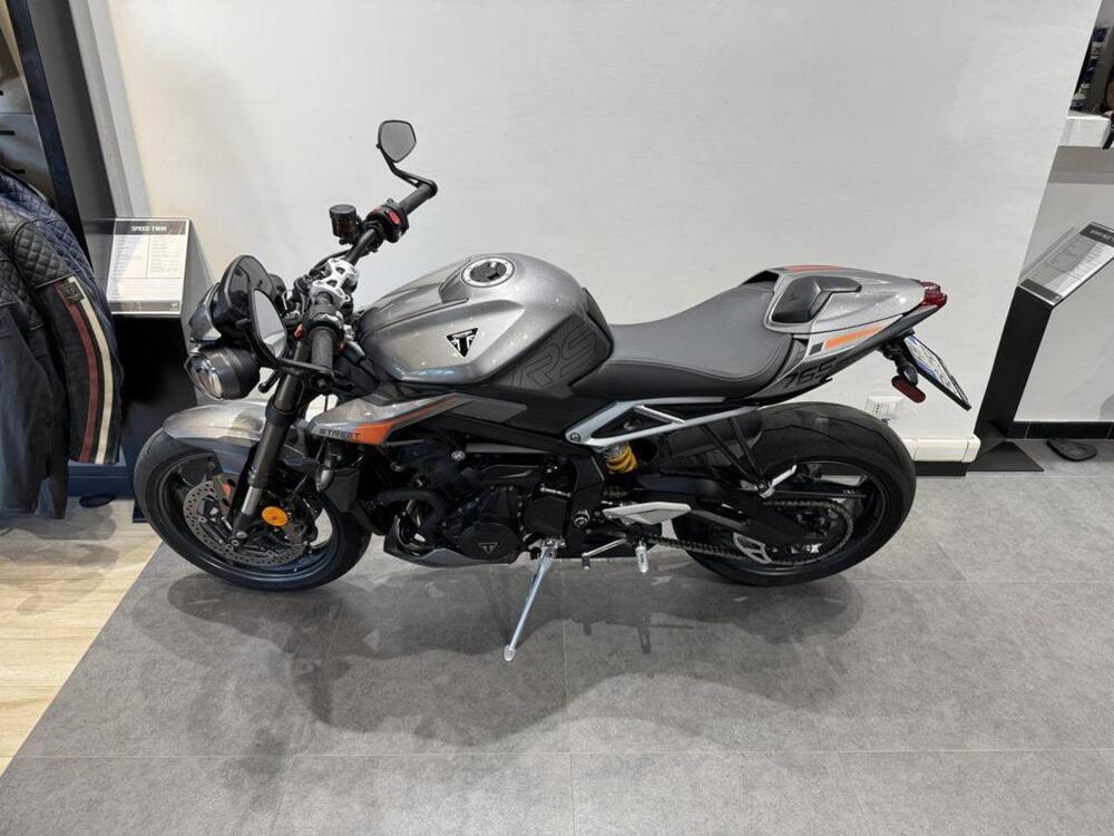 Triumph Street Triple 765 RS (2023 - 24) (2)