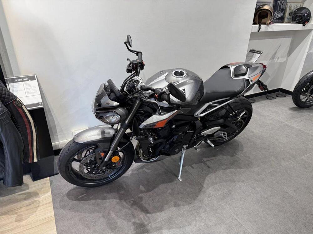 Triumph Street Triple 765 RS (2023 - 24) (3)