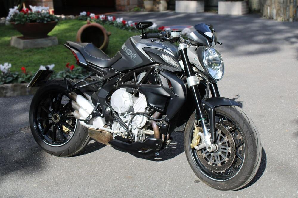 MV Agusta Dragster 800 (2014 - 19) (3)