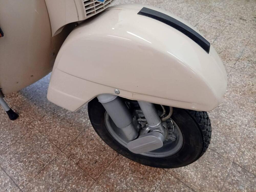 Piaggio Vespa PX 200 E (3)