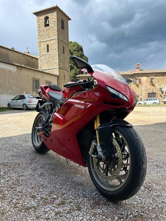 Ducati 1198 S