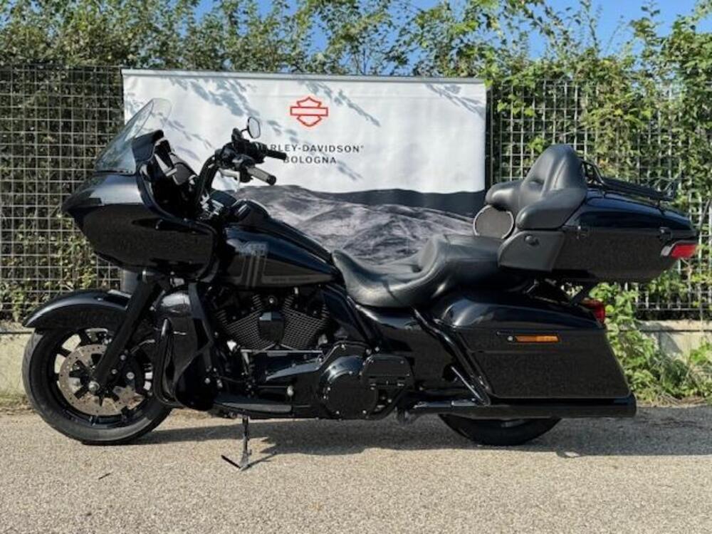 Harley-Davidson 1690 Road Glide Ultra (2015 - 16) - FLRTU (5)