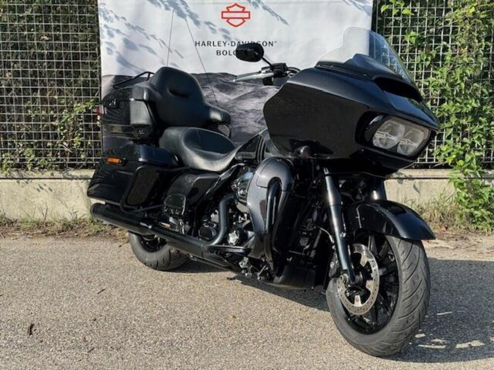 Harley-Davidson 1690 Road Glide Ultra (2015 - 16) - FLRTU (4)