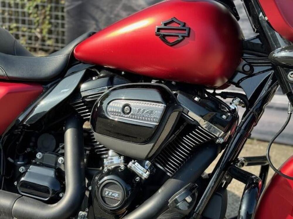 Harley-Davidson 114 Street Glide Special (2019 - 20) - FLHXS (2)