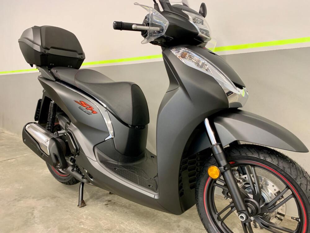 Honda SH 300 i Sport ABS (2018 - 20) (3)