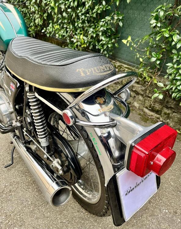 Triumph Trident 750  (3)