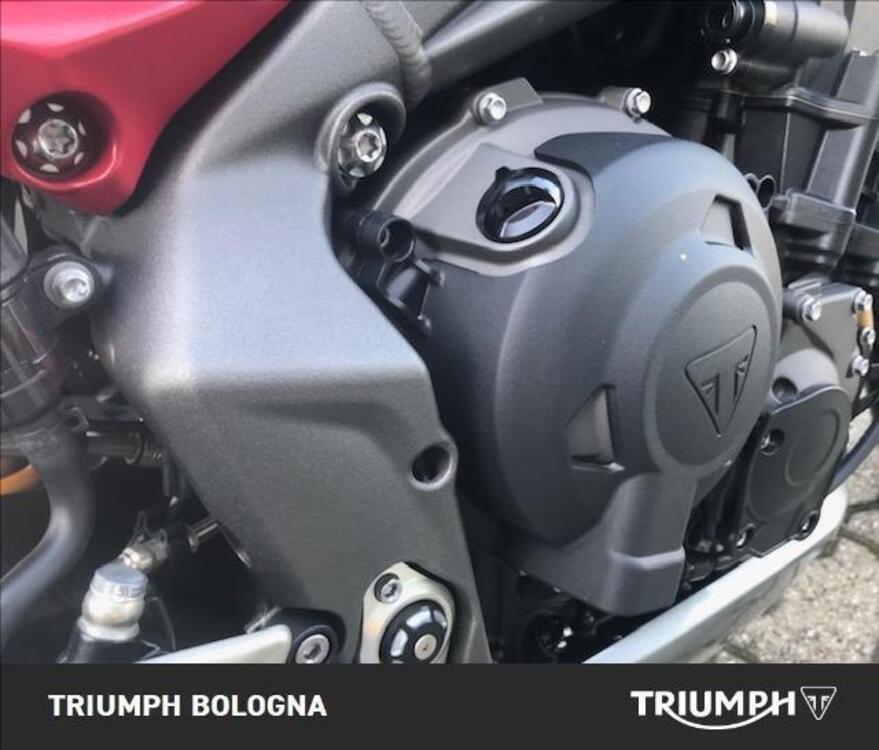 Triumph Street Triple RS (2020 - 22) (4)