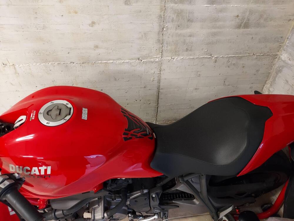 Ducati Monster 821 (2018 - 20) (4)