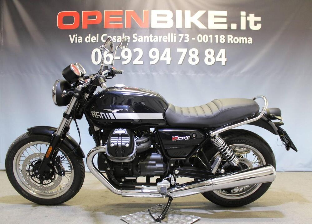 Moto Guzzi V7 Special (2021 - 24) (2)