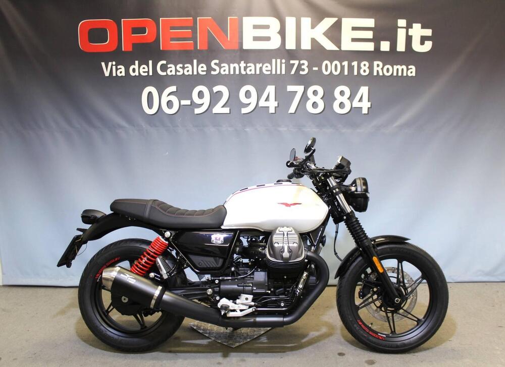 Moto Guzzi V7 Stone Ten (2024)